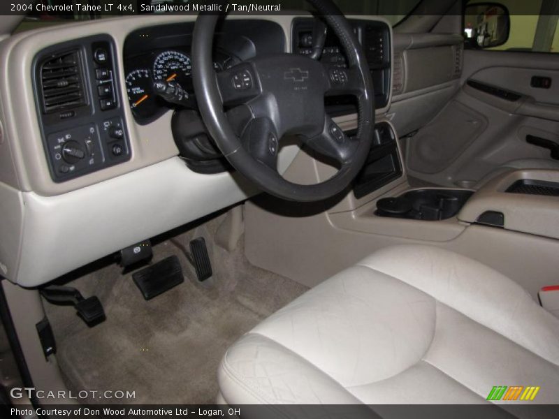 Sandalwood Metallic / Tan/Neutral 2004 Chevrolet Tahoe LT 4x4