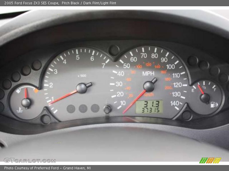 Pitch Black / Dark Flint/Light Flint 2005 Ford Focus ZX3 SES Coupe