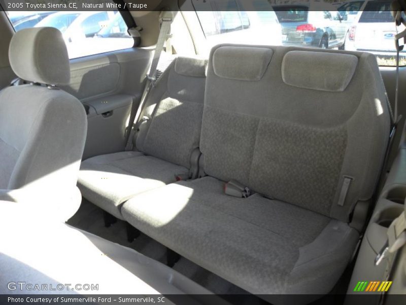 Natural White / Taupe 2005 Toyota Sienna CE
