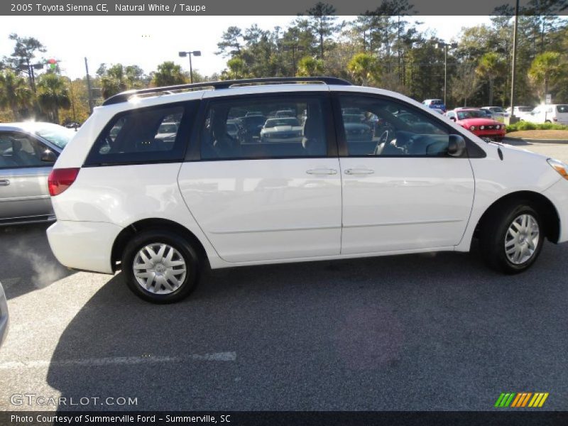 Natural White / Taupe 2005 Toyota Sienna CE