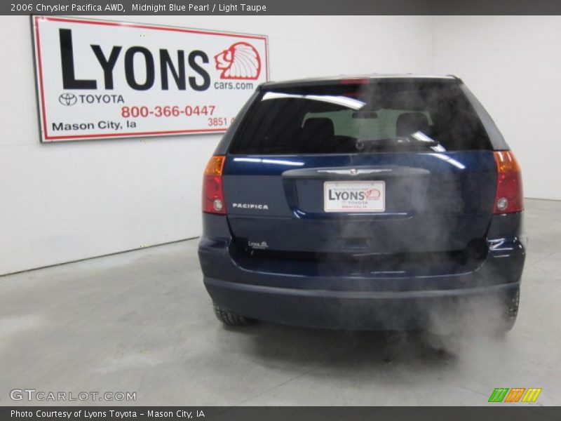 Midnight Blue Pearl / Light Taupe 2006 Chrysler Pacifica AWD
