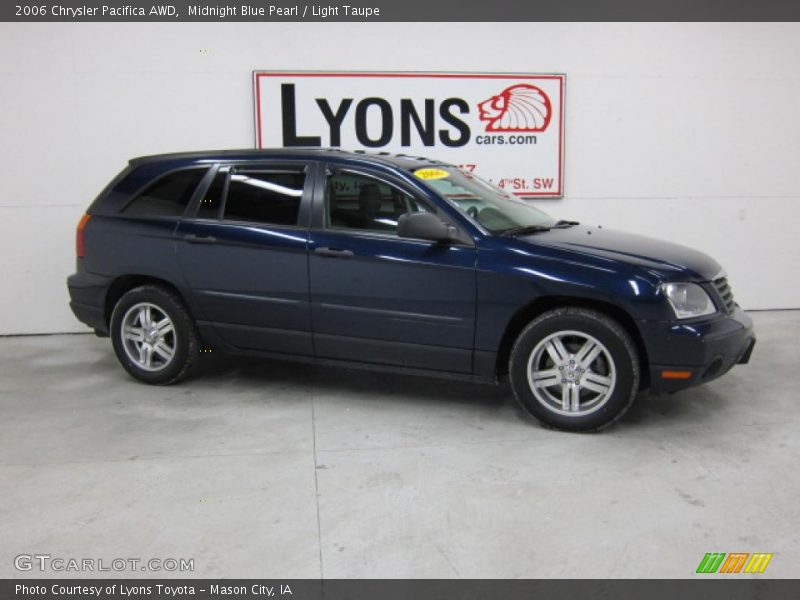 Midnight Blue Pearl / Light Taupe 2006 Chrysler Pacifica AWD