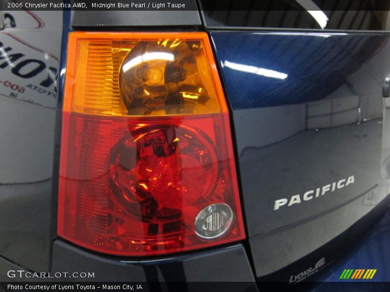 Midnight Blue Pearl / Light Taupe 2006 Chrysler Pacifica AWD