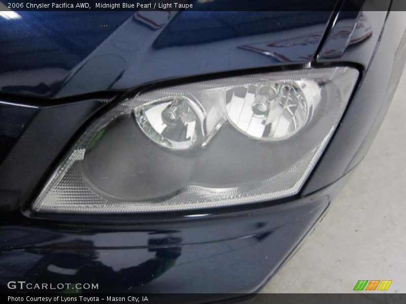 Midnight Blue Pearl / Light Taupe 2006 Chrysler Pacifica AWD