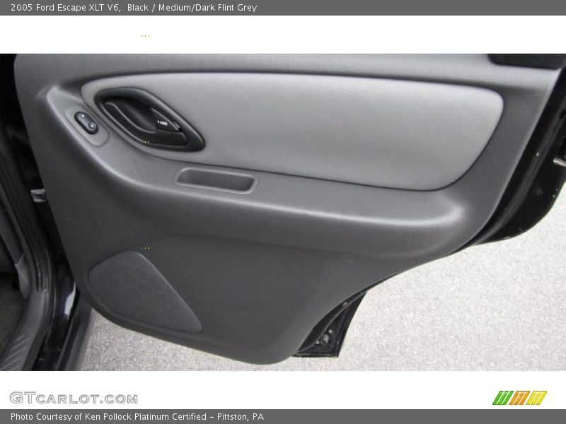 Black / Medium/Dark Flint Grey 2005 Ford Escape XLT V6