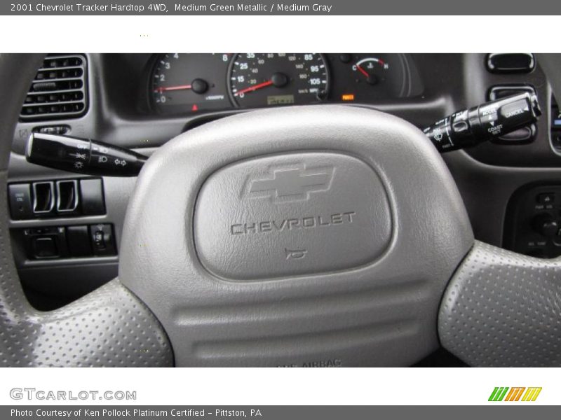 Medium Green Metallic / Medium Gray 2001 Chevrolet Tracker Hardtop 4WD