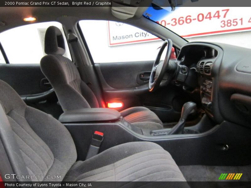 Bright Red / Graphite 2000 Pontiac Grand Prix GT Sedan
