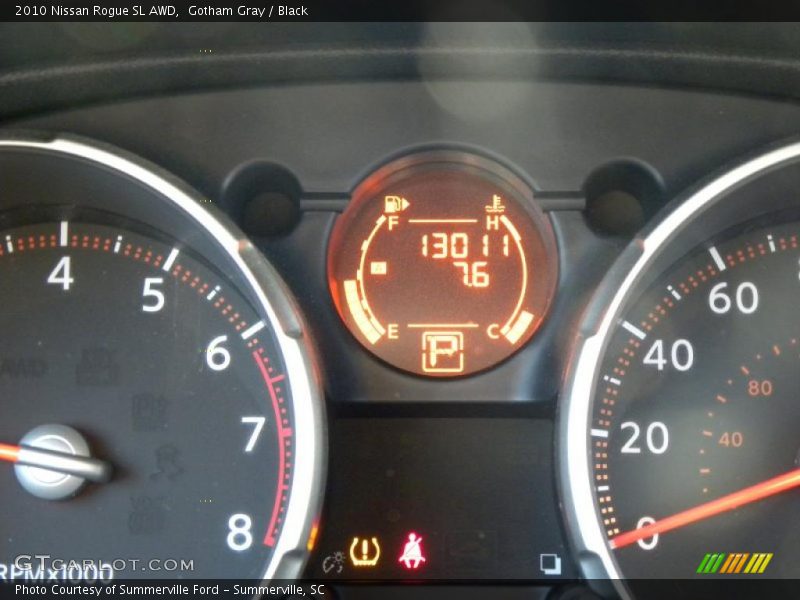 Gotham Gray / Black 2010 Nissan Rogue SL AWD