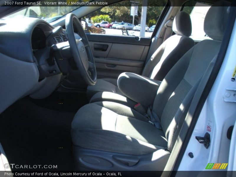 Vibrant White / Medium/Dark Pebble 2007 Ford Taurus SE