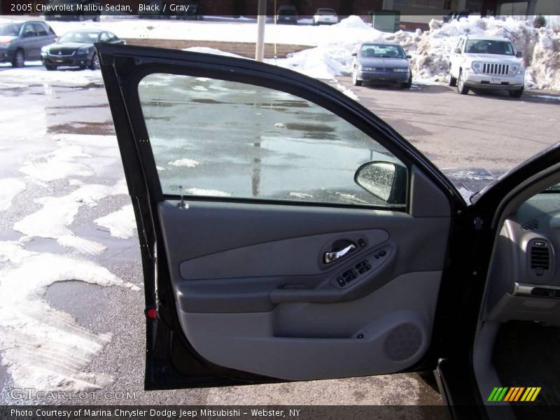 Black / Gray 2005 Chevrolet Malibu Sedan