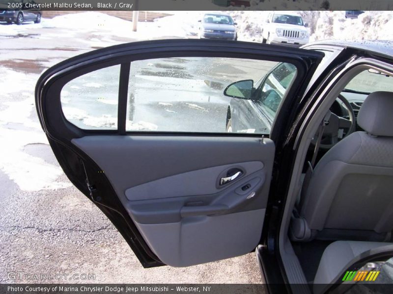 Black / Gray 2005 Chevrolet Malibu Sedan