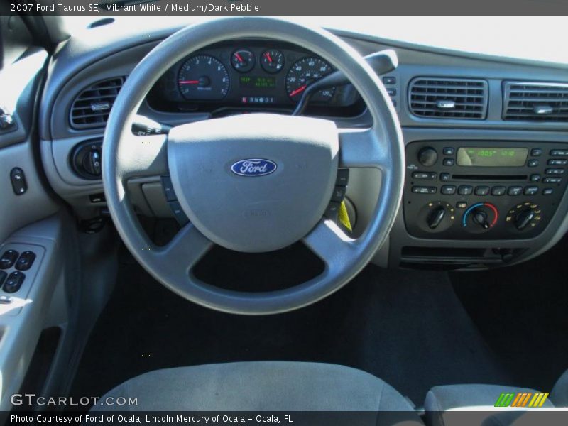 Vibrant White / Medium/Dark Pebble 2007 Ford Taurus SE