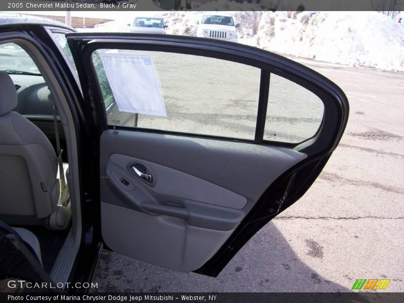 Black / Gray 2005 Chevrolet Malibu Sedan