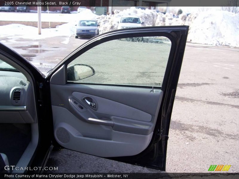 Black / Gray 2005 Chevrolet Malibu Sedan
