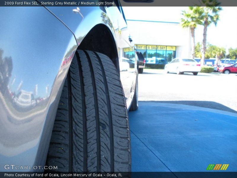 Sterling Grey Metallic / Medium Light Stone 2009 Ford Flex SEL
