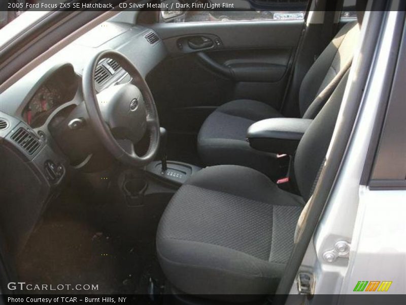  2005 Focus ZX5 SE Hatchback Dark Flint/Light Flint Interior