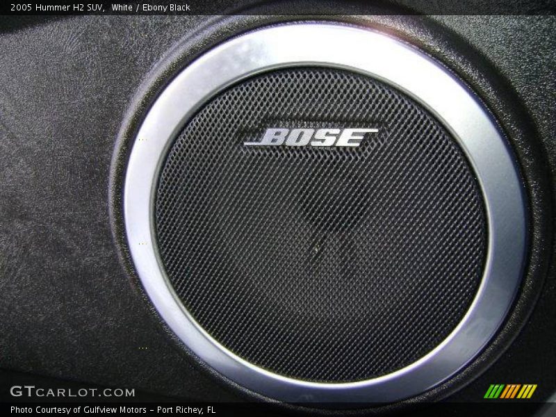 White / Ebony Black 2005 Hummer H2 SUV