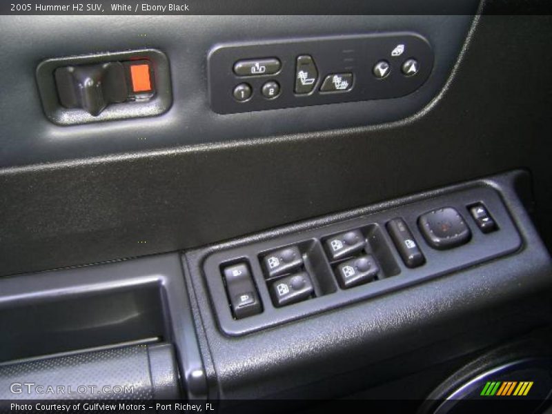 White / Ebony Black 2005 Hummer H2 SUV