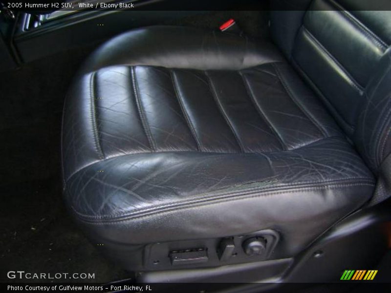 White / Ebony Black 2005 Hummer H2 SUV