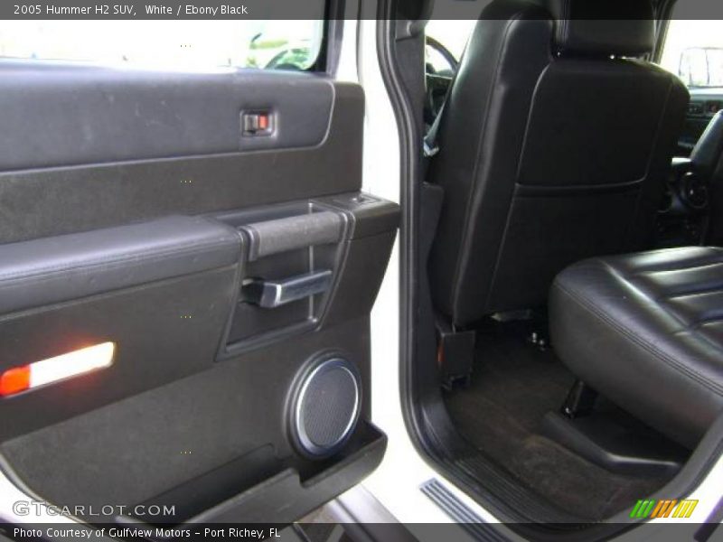 White / Ebony Black 2005 Hummer H2 SUV