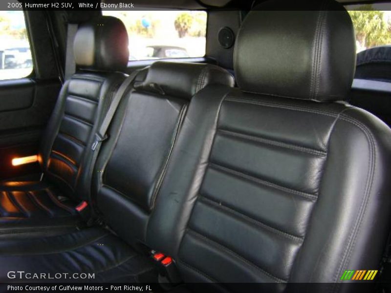 White / Ebony Black 2005 Hummer H2 SUV