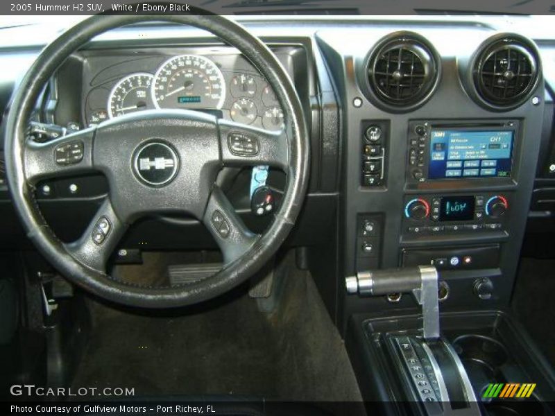 White / Ebony Black 2005 Hummer H2 SUV