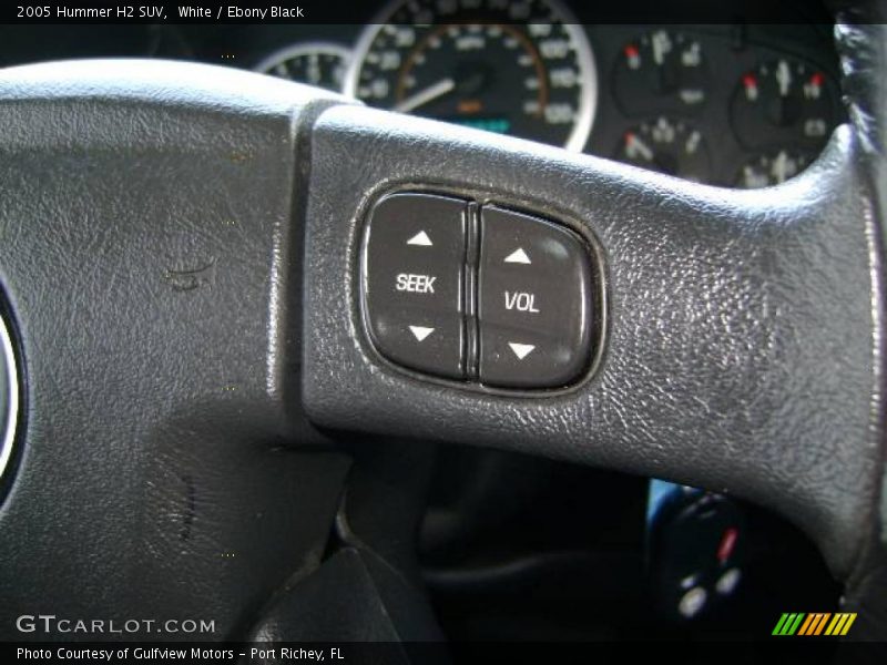 White / Ebony Black 2005 Hummer H2 SUV