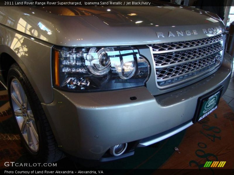Ipanema Sand Metallic / Jet Black/Ivory 2011 Land Rover Range Rover Supercharged