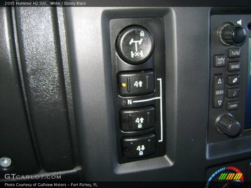 White / Ebony Black 2005 Hummer H2 SUV
