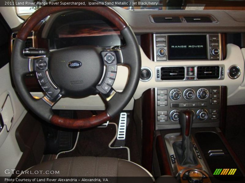 Ipanema Sand Metallic / Jet Black/Ivory 2011 Land Rover Range Rover Supercharged