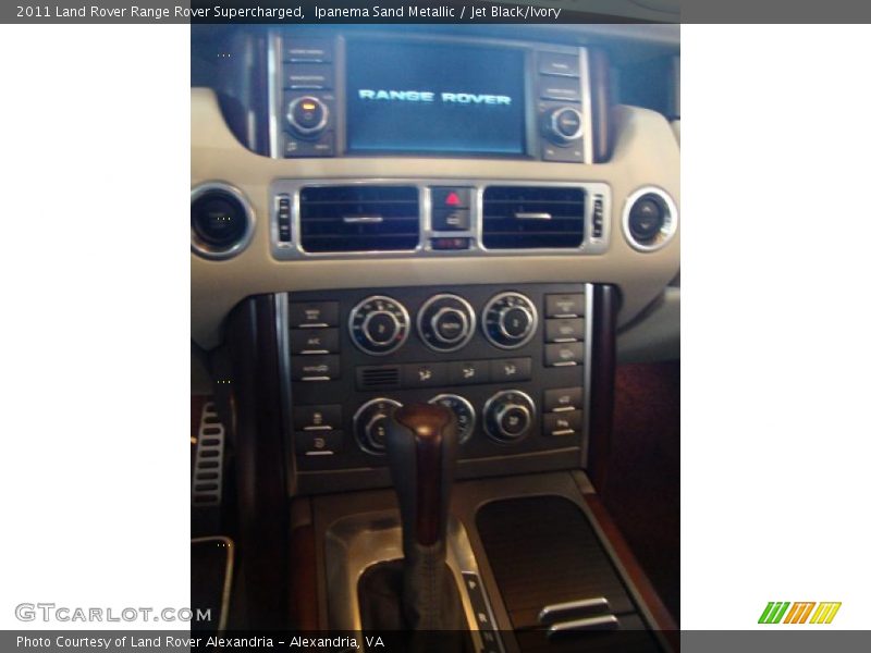 Ipanema Sand Metallic / Jet Black/Ivory 2011 Land Rover Range Rover Supercharged