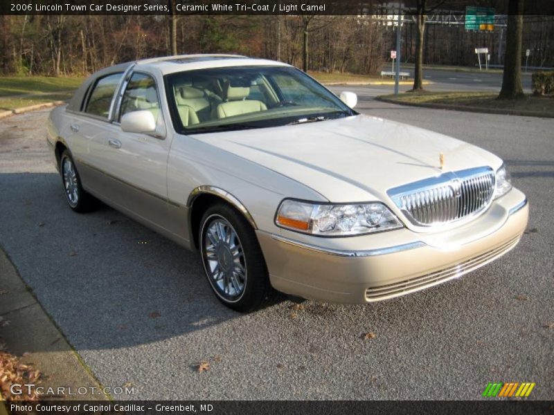 Ceramic White Tri-Coat / Light Camel 2006 Lincoln Town Car Designer Series