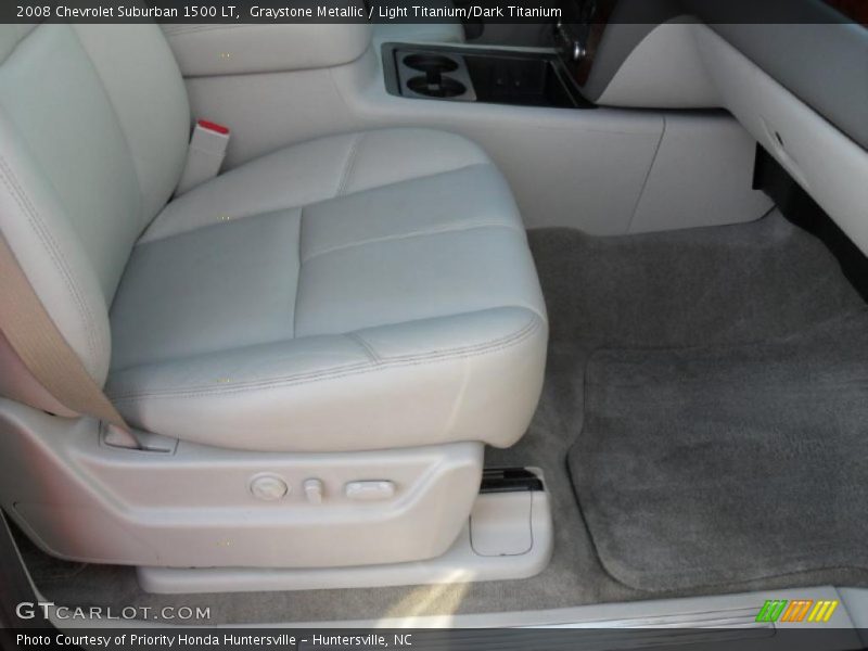  2008 Suburban 1500 LT Light Titanium/Dark Titanium Interior