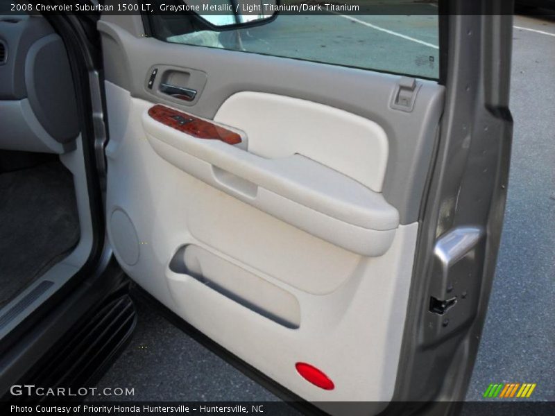 Door Panel of 2008 Suburban 1500 LT