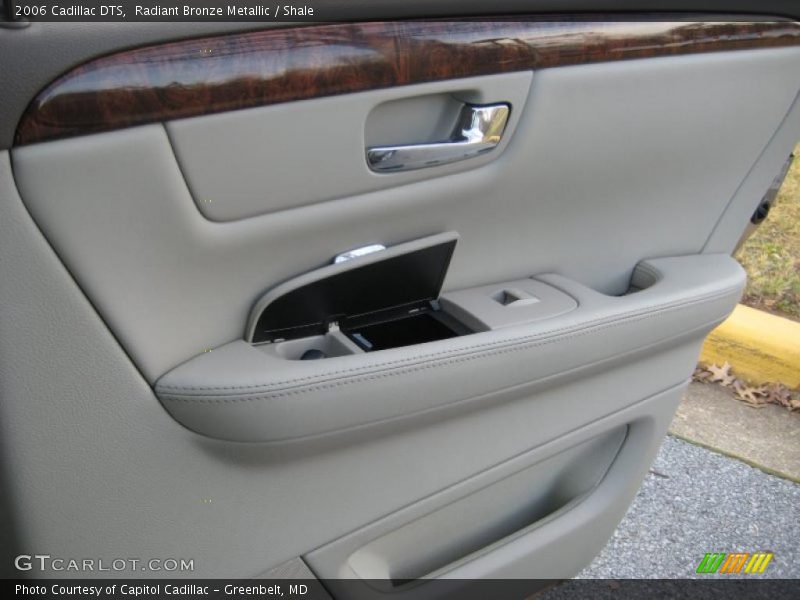 Radiant Bronze Metallic / Shale 2006 Cadillac DTS