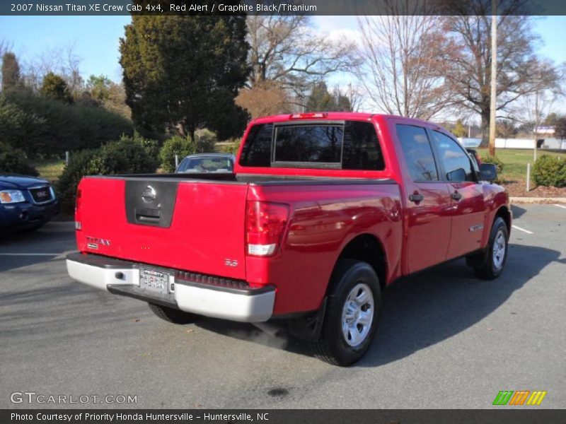 Red Alert / Graphite Black/Titanium 2007 Nissan Titan XE Crew Cab 4x4