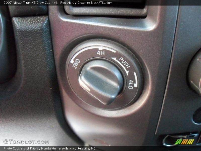 Red Alert / Graphite Black/Titanium 2007 Nissan Titan XE Crew Cab 4x4