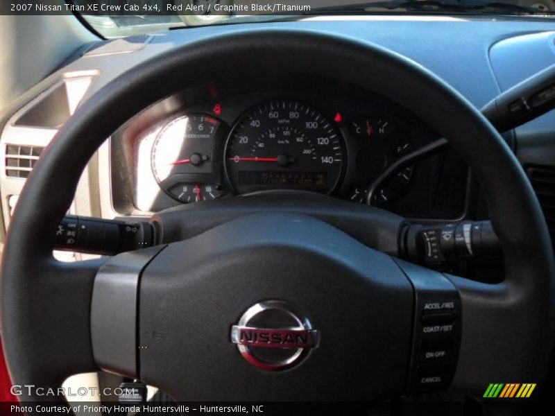 Red Alert / Graphite Black/Titanium 2007 Nissan Titan XE Crew Cab 4x4