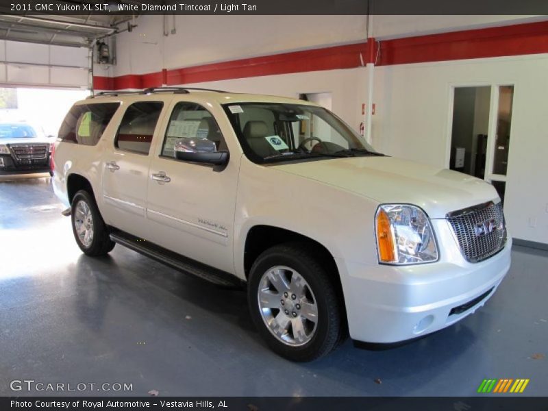 White Diamond Tintcoat / Light Tan 2011 GMC Yukon XL SLT