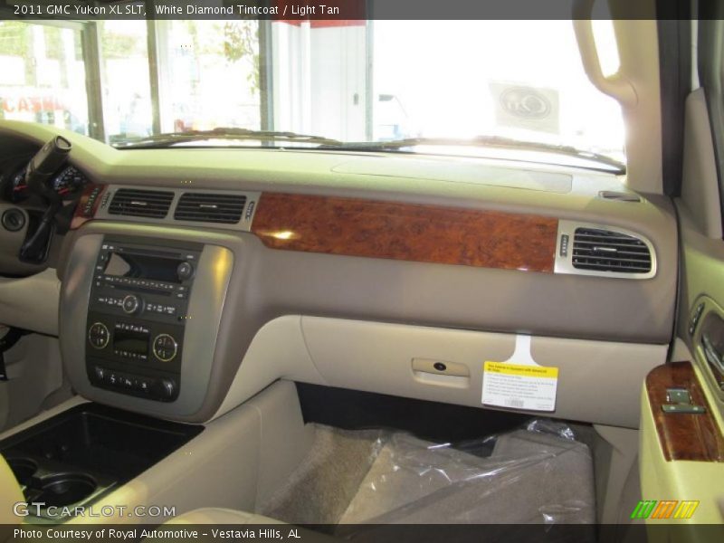 White Diamond Tintcoat / Light Tan 2011 GMC Yukon XL SLT