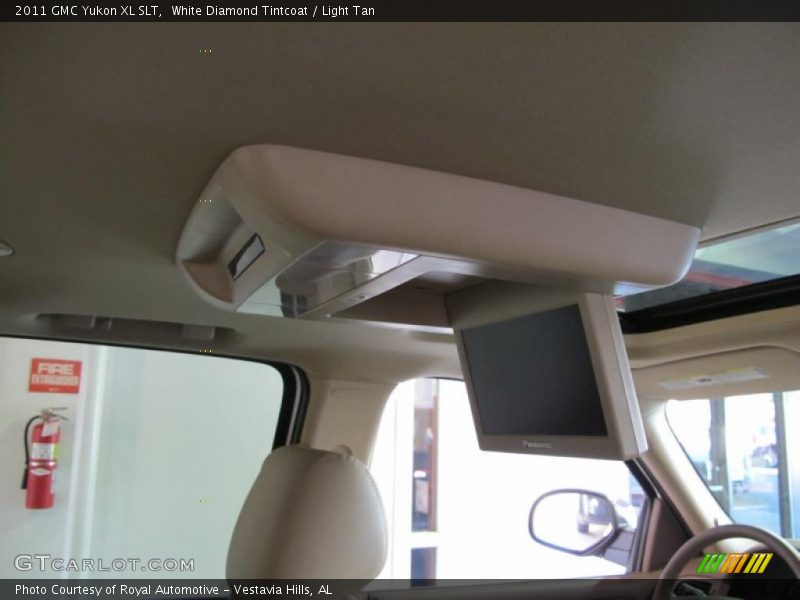 White Diamond Tintcoat / Light Tan 2011 GMC Yukon XL SLT