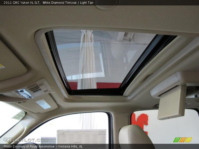White Diamond Tintcoat / Light Tan 2011 GMC Yukon XL SLT