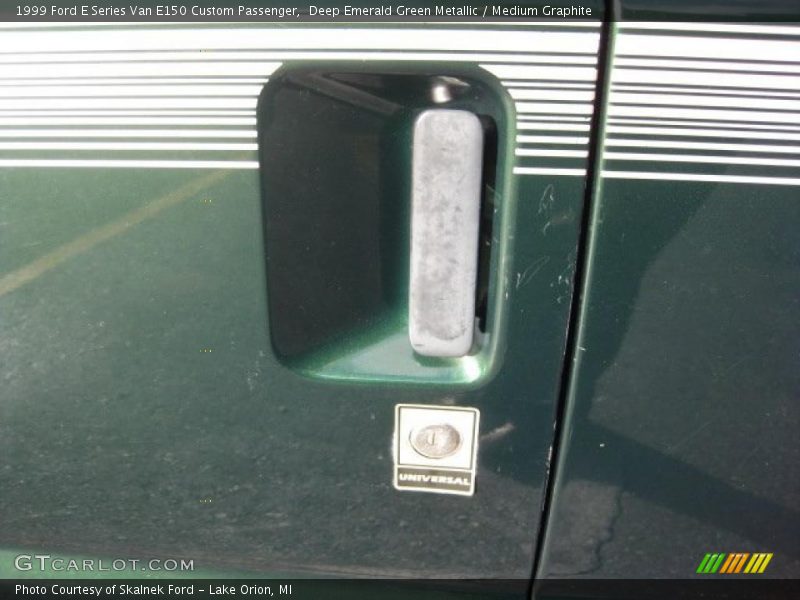 Deep Emerald Green Metallic / Medium Graphite 1999 Ford E Series Van E150 Custom Passenger