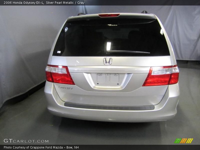 Silver Pearl Metallic / Gray 2006 Honda Odyssey EX-L