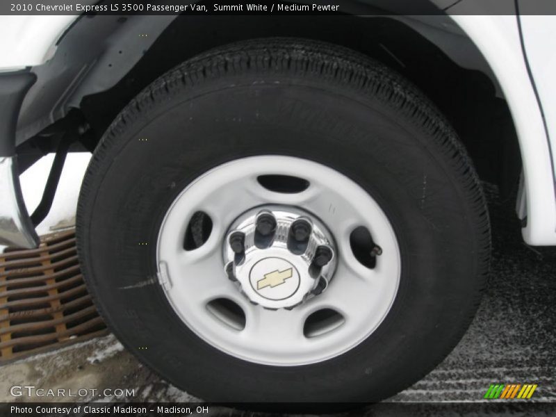  2010 Express LS 3500 Passenger Van Wheel