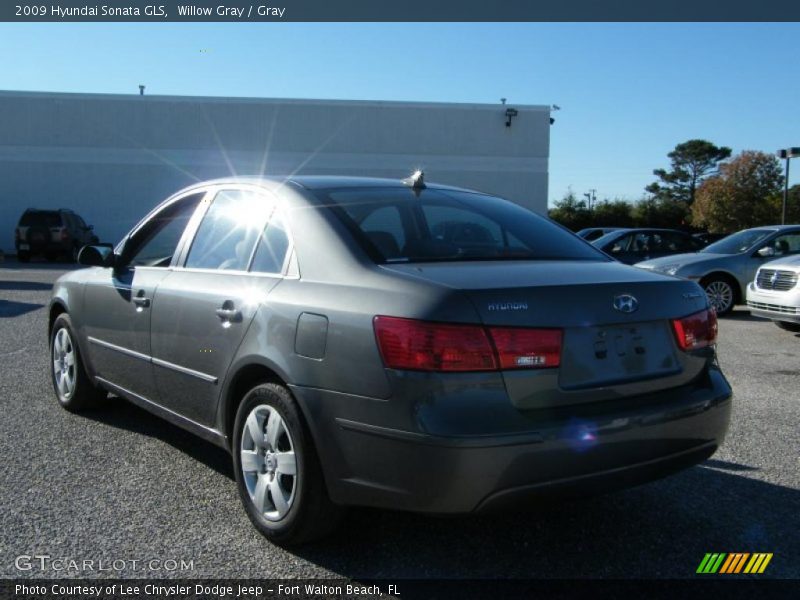 Willow Gray / Gray 2009 Hyundai Sonata GLS