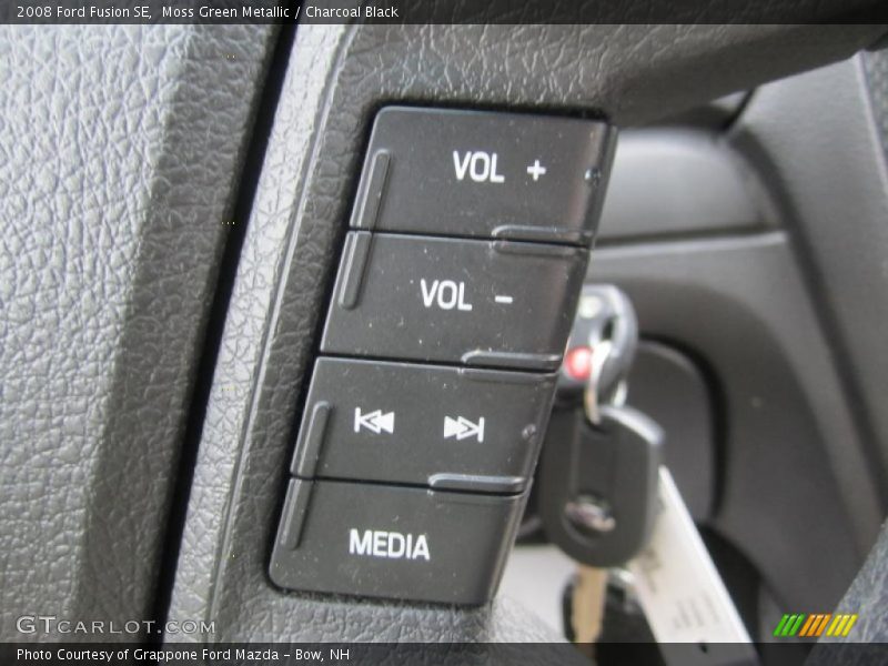 Moss Green Metallic / Charcoal Black 2008 Ford Fusion SE