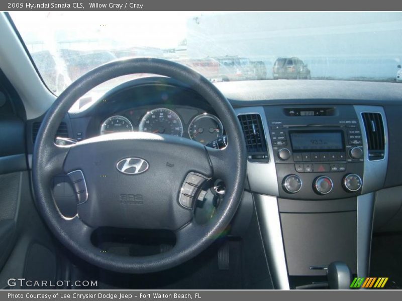 Willow Gray / Gray 2009 Hyundai Sonata GLS