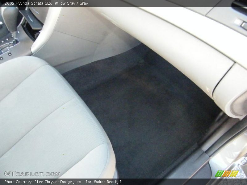 Willow Gray / Gray 2009 Hyundai Sonata GLS