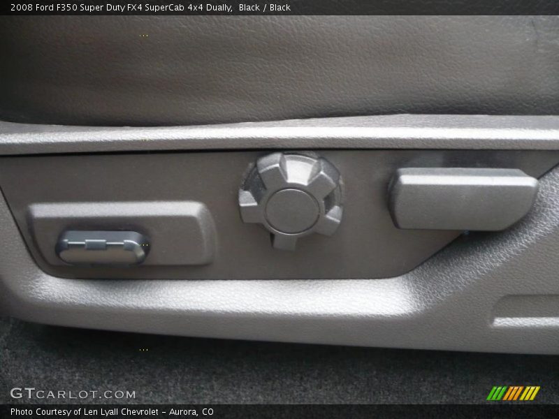 Controls of 2008 F350 Super Duty FX4 SuperCab 4x4 Dually
